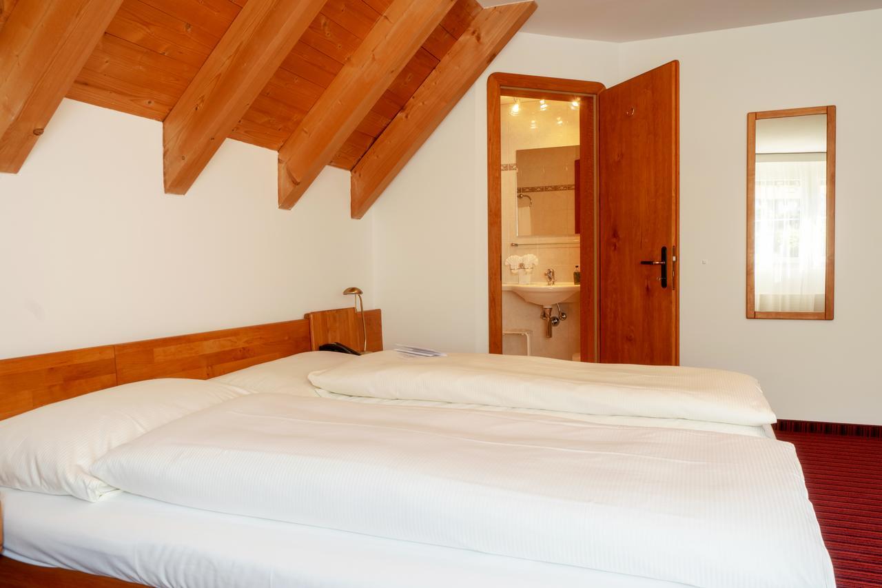 Typically Swiss Hotel Altana Scuol Kültér fotó